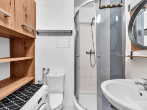 Pronájem bytu 1+1, Hradec Králové, Ladova, 29 m2
