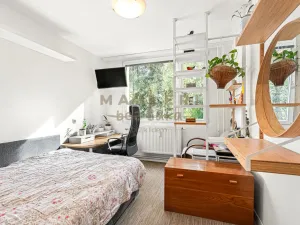 Prodej atypického bytu, Praha, Šimůnkova, 77 m2