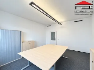 Pronájem kanceláře, Brno, Vídeňská, 272 m2