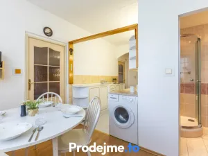 Prodej bytu 3+1, Třebíč, Okružní, 68 m2