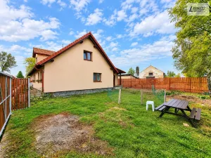 Pronájem bytu 2+1, Těchařovice, 62 m2