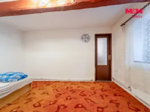 Prodej rodinného domu, Křenice, 90 m2