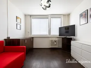 Pronájem bytu 2+kk, Praha - Horní Měcholupy, Boloňská, 43 m2