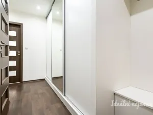Pronájem bytu 2+kk, Praha - Horní Měcholupy, Boloňská, 43 m2