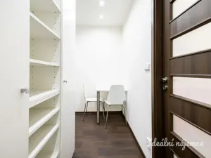 Pronájem bytu 2+kk, Praha - Horní Měcholupy, Boloňská, 43 m2
