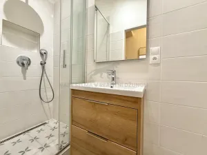 Pronájem bytu 2+kk, Praha - Karlín, Karlínské náměstí, 50 m2