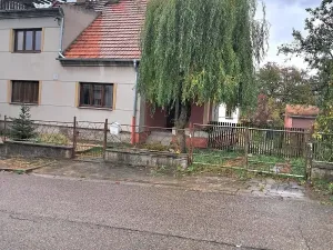 Prodej vícegeneračního domu, Dobromilice, 156 m2