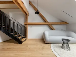 Pronájem bytu 2+kk, Praha - Nusle, Vrtbova, 57 m2