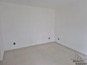 Pronájem bytu 1+1, Valtice, Lázeňská, 33 m2