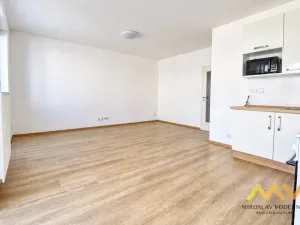 Pronájem bytu 2+kk, Hradec Králové - Svobodné Dvory, K Meteoru, 59 m2