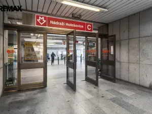 Prodej bytu 1+kk, Praha - Holešovice, U průhonu, 27 m2