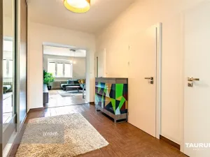 Pronájem bytu 2+1, Praha - Košíře, Starokošířská, 67 m2