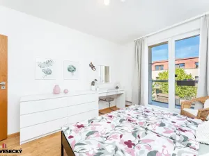 Prodej bytu 3+kk, Praha - Třeboradice, Špeciánova, 74 m2