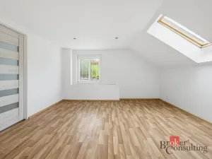 Prodej rodinného domu, Vlastislav, 262 m2