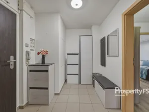 Prodej bytu 4+1, Ústí nad Labem - Všebořice, Spartakiádní, 84 m2
