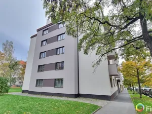Prodej bytu 3+kk, Praha - Vysočany, Nemocniční, 91 m2