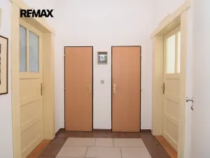 Pronájem kanceláře, Nymburk, Palackého třída, 16 m2