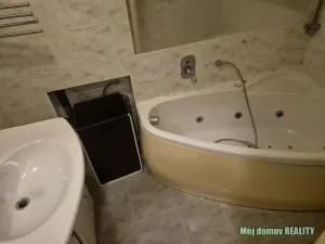 Pronájem bytu 2+kk, Praha - Vršovice, Kubánské náměstí, 75 m2