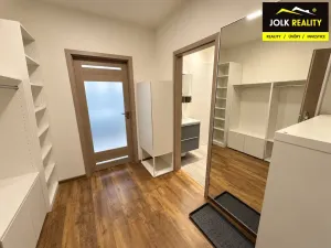 Pronájem bytu 1+kk, Opava, Krnovská, 30 m2