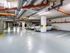 Pronájem bytu 2+kk, Praha - Libeň, V mezihoří, 58 m2