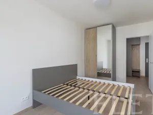 Pronájem bytu 2+kk, Praha - Řeporyje, Haenkeho, 46 m2