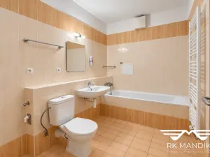Prodej bytu 2+kk, Praha - Prosek, Kytlická, 53 m2