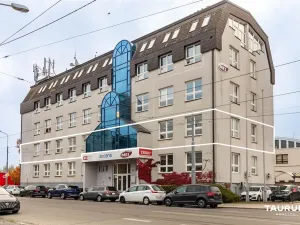 Pronájem kanceláře, Plzeň - Východní Předměstí, Slovanská alej, 481 m2