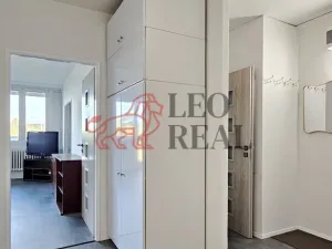 Pronájem bytu 4+1, Praha - Troja, Glowackého, 78 m2