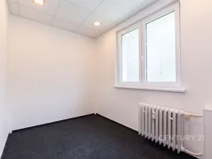 Prodej kanceláře, Most, Obránců míru, 68 m2
