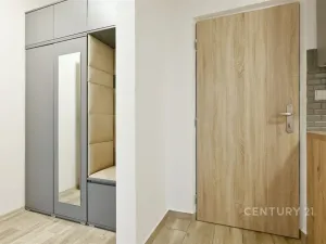 Pronájem bytu 2+kk, Chomutov, Holešická, 42 m2
