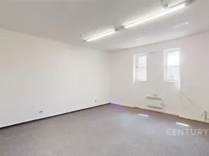 Pronájem kanceláře, Ostrava - Mariánské Hory, 28. října, 51 m2