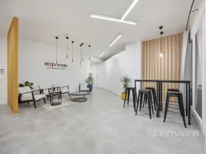 Prodej kanceláře, Praha - Smíchov, Na Zatlance, 232 m2