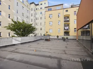 Pronájem kanceláře, Praha - Smíchov, Na Zatlance, 232 m2