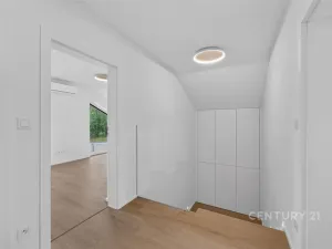 Prodej rodinného domu, Kamenice, Týnská, 151 m2