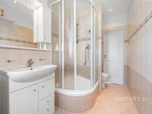 Pronájem bytu 3+1, Plzeň, Spolková, 64 m2