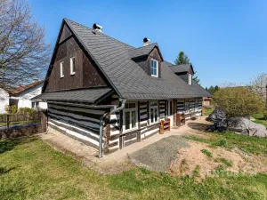 Prodej zemědělské usedlosti, Jičíněves - Labouň, 180 m2