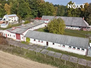 Prodej zemědělského objektu, Jindřichův Hradec, 9726 m2
