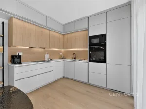 Prodej rodinného domu, Kamenice, 151 m2