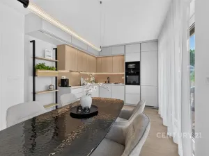 Prodej rodinného domu, Kamenice, Týnská, 151 m2