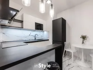 Pronájem bytu 2+kk, Uherské Hradiště, 28. října, 66 m2