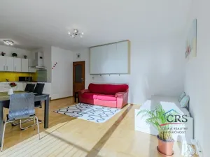 Prodej bytu 2+kk, Praha, Jeseniova, 55 m2