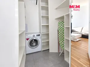 Pronájem bytu 1+kk, Praha - Chodov, Dědinova, 46 m2
