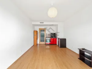 Prodej bytu 1+kk, Praha - Letňany, Nepomuckých, 38 m2