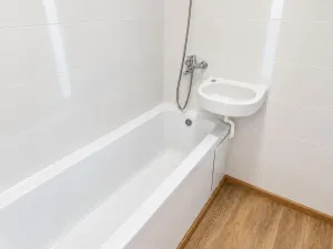 Pronájem bytu 2+1, Klášterec nad Ohří, Školní, 49 m2