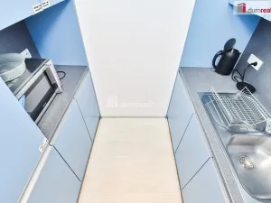 Pronájem kanceláře, Praha - Nové Město, V jirchářích, 70 m2