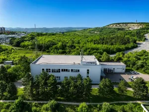 Prodej kanceláře, Brno, Štefáčkova, 3872 m2