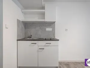 Prodej bytu 1+kk, Praha, Suchdolské náměstí, 12 m2
