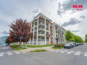 Pronájem bytu 2+kk, Praha, Sazovická, 47 m2