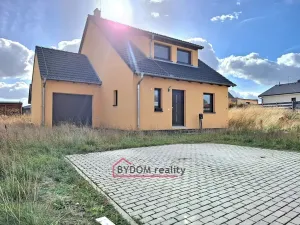 Prodej rodinného domu, Kladruby, Návětrná, 120 m2