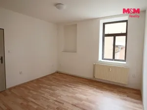 Pronájem bytu 1+1, Trutnov - Střední Předměstí, Novodvorská, 47 m2